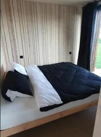 Letniskowy Nad Jeziorem 6os Gowidlino